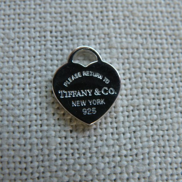 Tiffany & Co Small Mini Size Solid 925 Sterling Silver Heart Charm Pendant - Picture 9 of 13